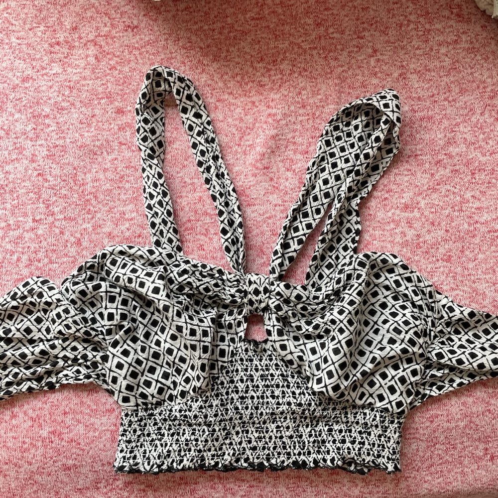 Urban Outfitters crop top